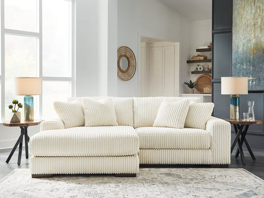 Lindyn 2-Piece Sectional with Chaise