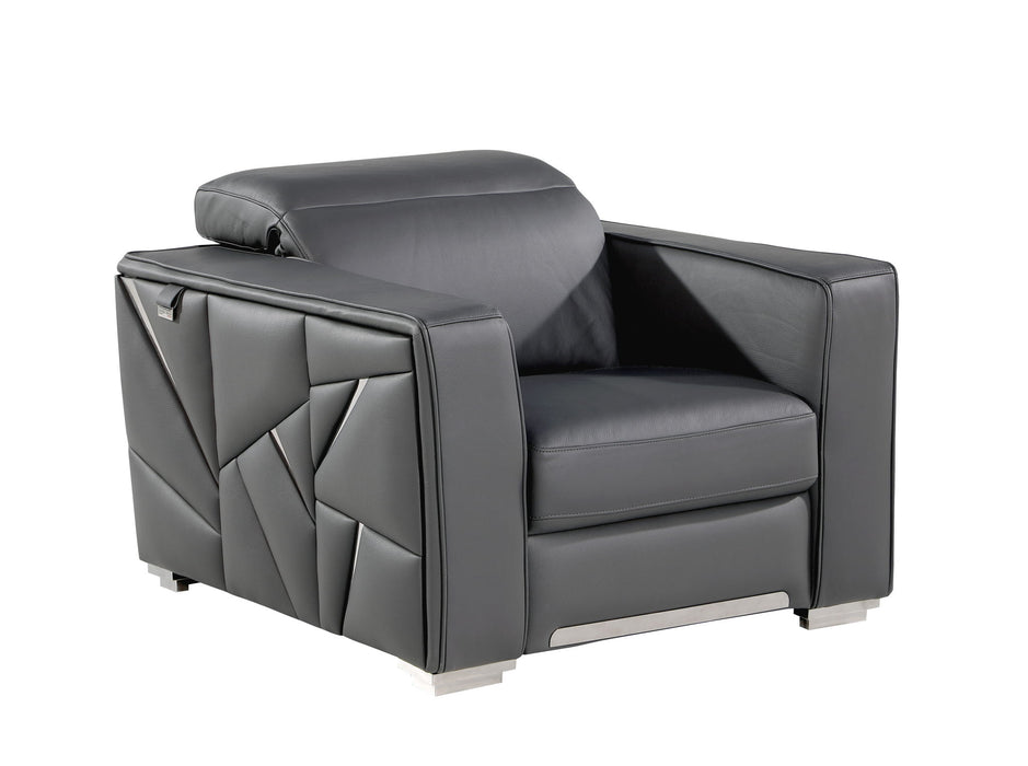 1120 - Leather Chair