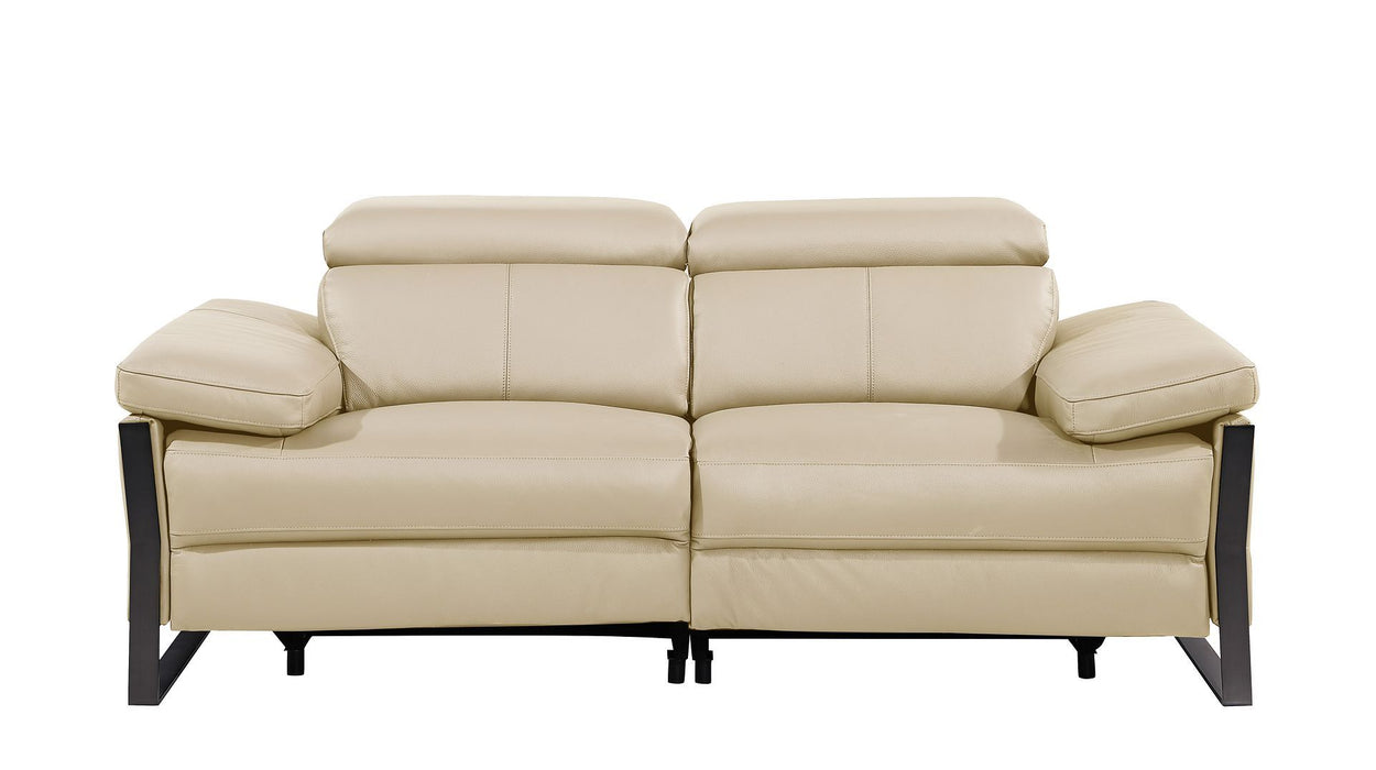 1246 - Loveseat With Power Headrest