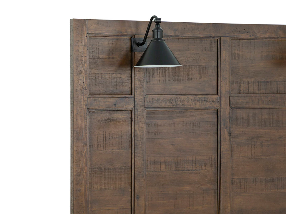 Bay Creek - Complete Lamp Panel Bed With Regular Rails