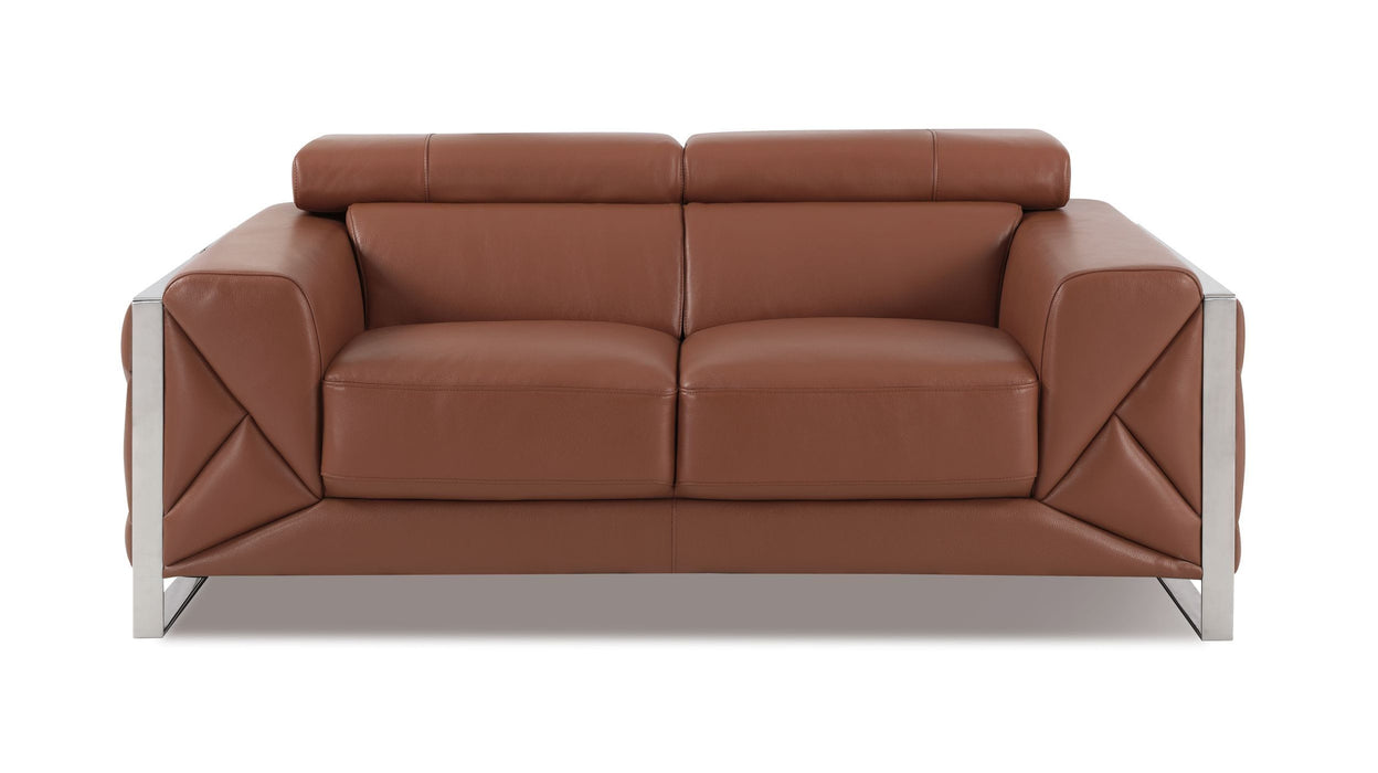 903 - Loveseat