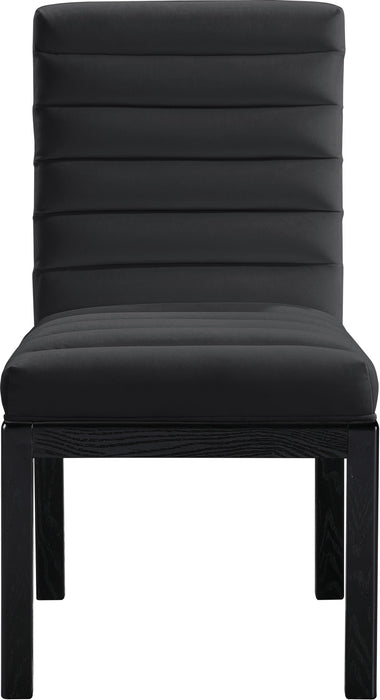 Evelyn - Dining Chair With Black Legs
