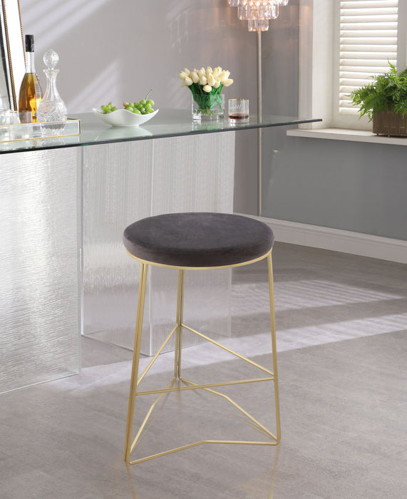 Tres - Counter Stool