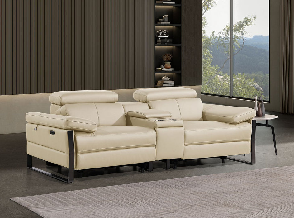 1246 - Console Loveseat With Power Headrest