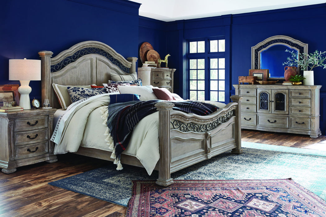 Marisol - Shaped Mirror - Fawn