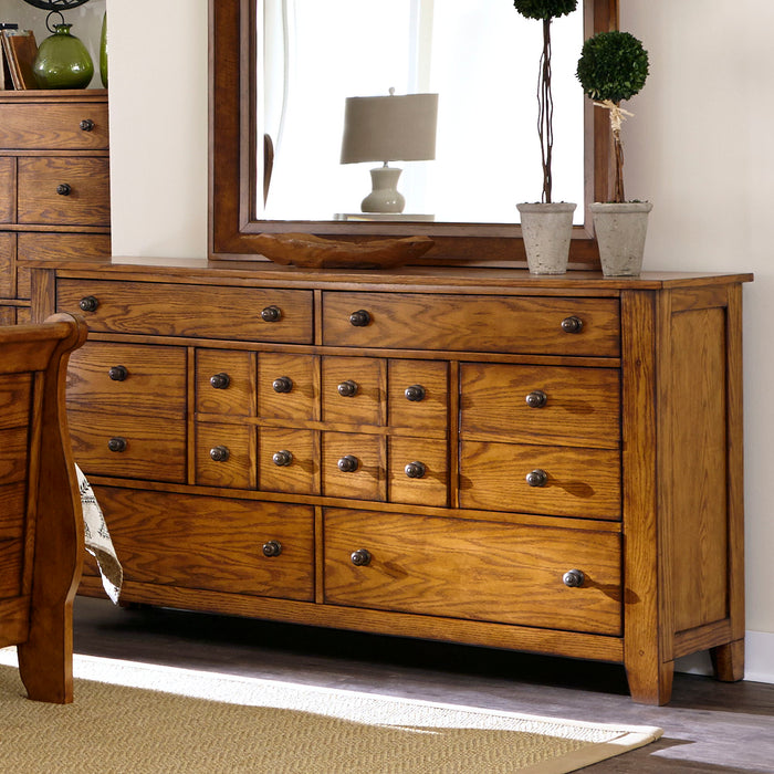 Grandpas Cabin - 7 Drawer Dresser - Light Brown