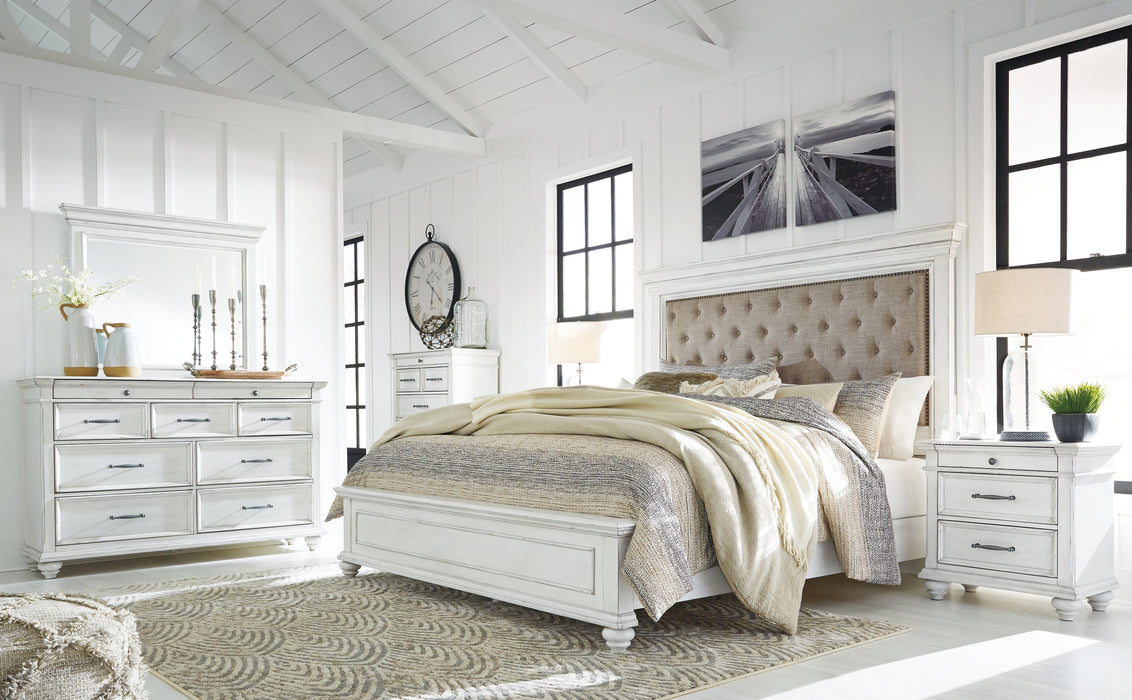 Kanwyn  Panel Bed