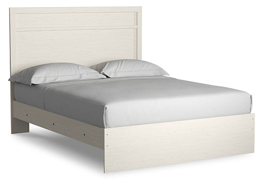 Stelsie  Panel Bed