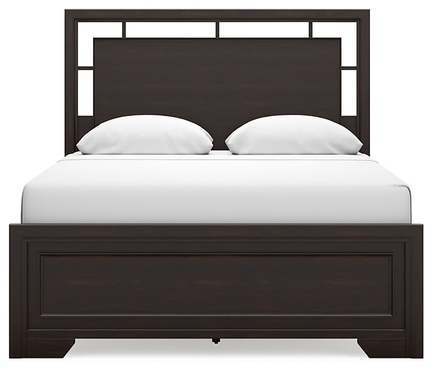 Covetown Queen Panel Bed with Mirrored Dresser and Nightstand