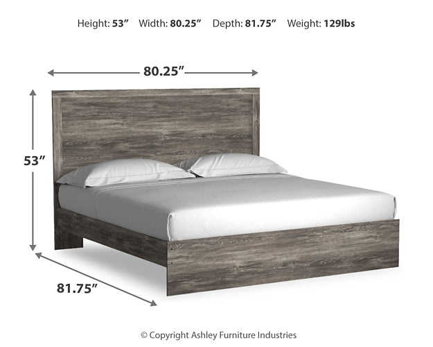 Ralinksi King Panel Bed with Mirrored Dresser