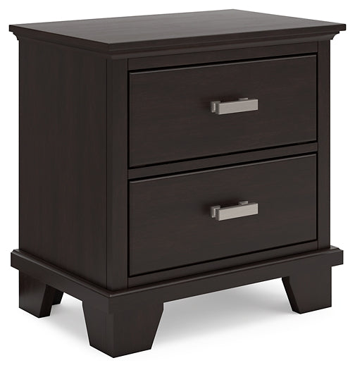 Covetown King Panel Bed, Dresser, Mirror, Chest and Nightstand