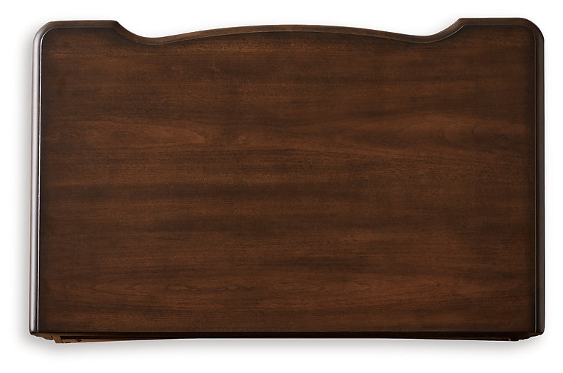 Lavinton California King Poster Bed, Dresser, Mirror, Chest and Nightstand