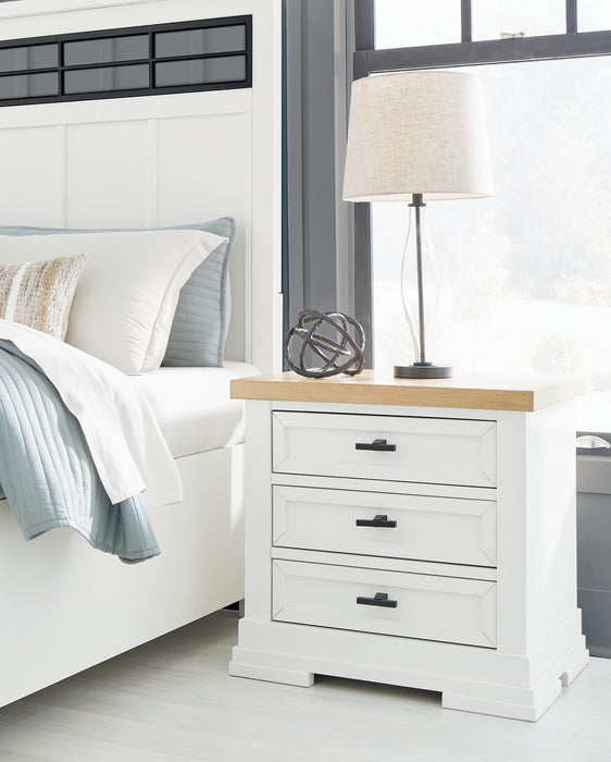 Ashbryn California King Panel Storage Bed, Dresser, Mirror and Nightstand