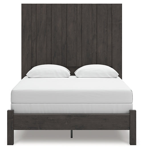 Fraluna Queen Panel Bed, Dresser, Mirror and Nightstand
