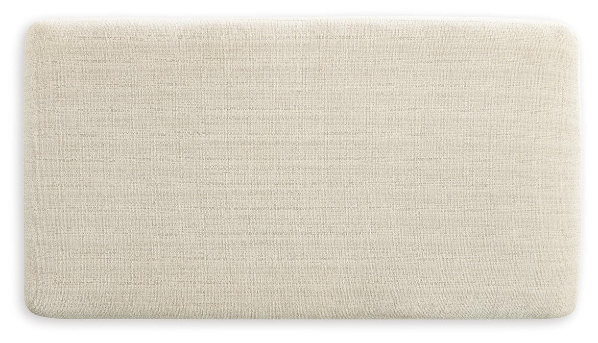 Maggie Ottoman