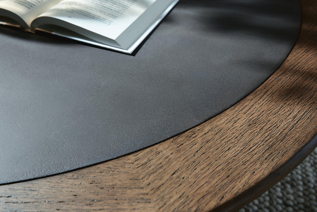 Dontayne Round Cocktail Table