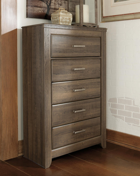 Juararo California King Panel Bed with Mirrored Dresser, Chest and Nightstand
