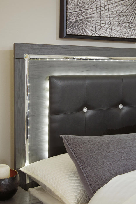 Lodanna Full Panel Bed with 2 Storage Drawers with Mirrored Dresser
