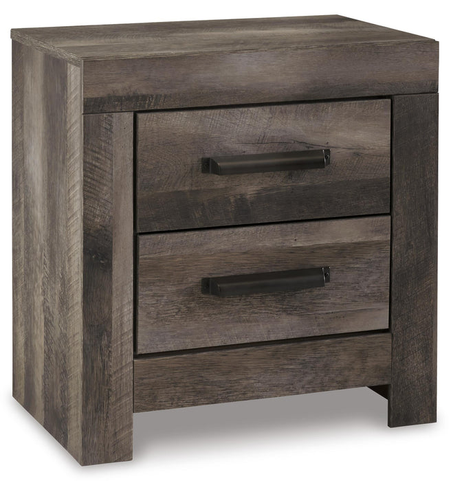 Wynnlow Queen Panel Bed with Mirrored Dresser, Chest and Nightstand