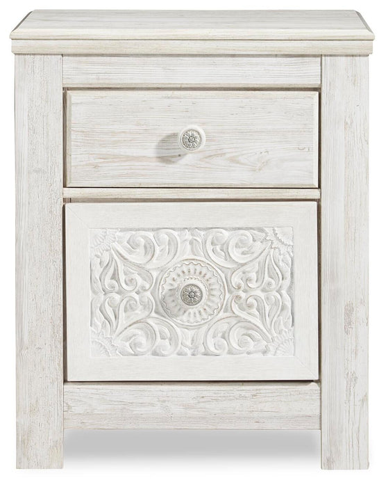 Paxberry Queen Panel Bed with Mirrored Dresser, Chest and Nightstand