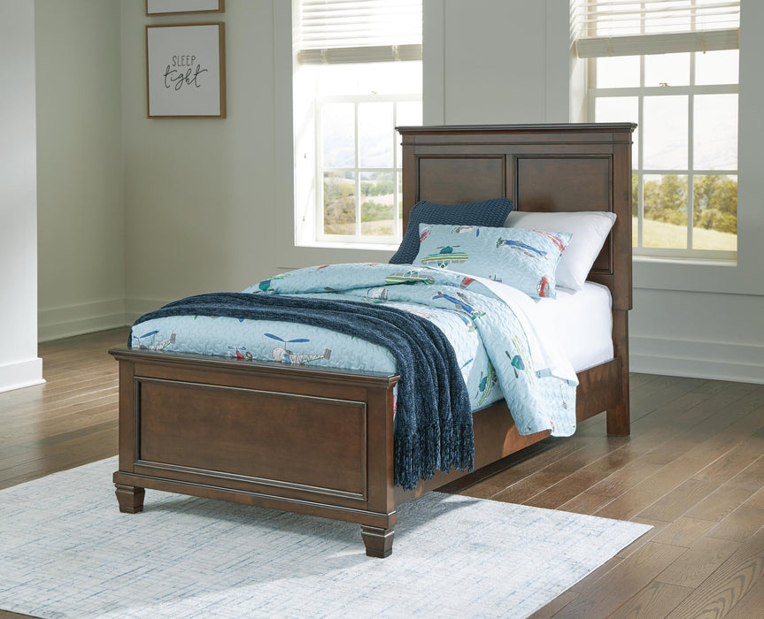 Danabrin Twin Panel Bed with Mirrored Dresser, Chest and Nightstand