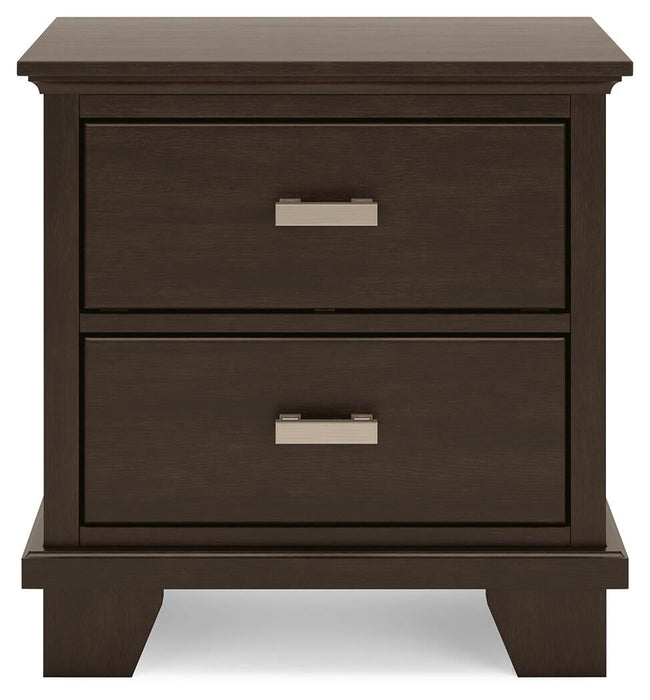 Covetown Queen Panel Bed with Mirrored Dresser and Nightstand