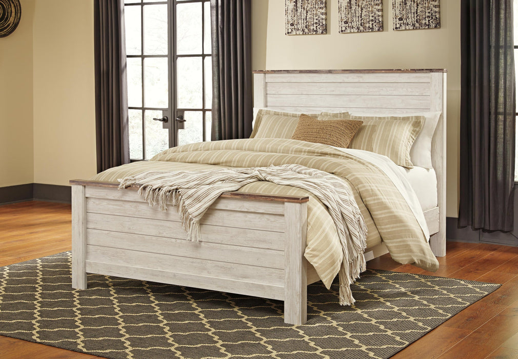 Willowton Queen Panel Bed with Mirrored Dresser and Nightstand