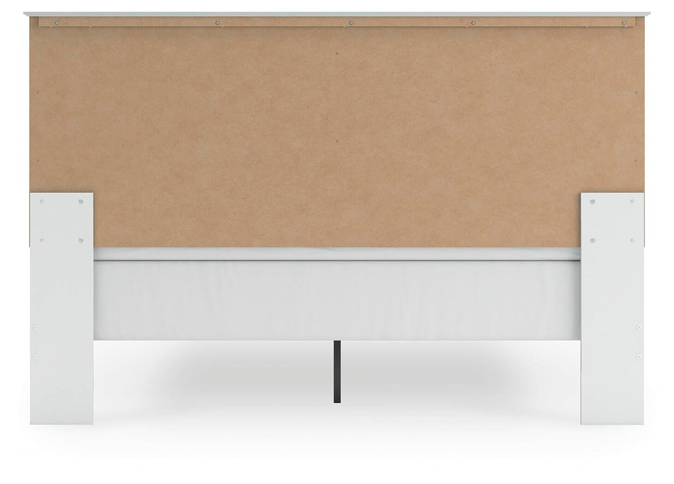 Bostwick Shoals King Panel Bed, Dresser, Mirror and Nightstand