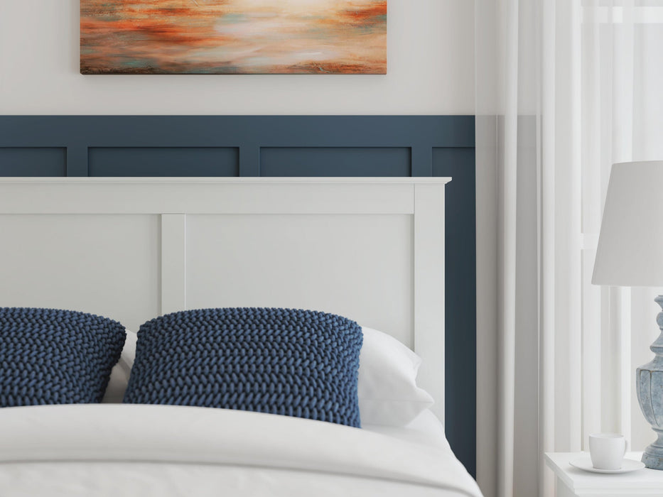 Bostwick Shoals Full Panel Bed, Dresser, Mirror, Chest and Nightstand