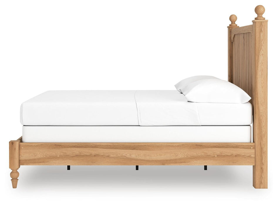 Galletyn Full Panel Bed with Mirrored Dresser