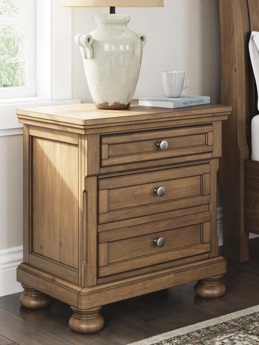 Vandenmore King Storage Sleigh Bed with Mirrored Dresser and Nightstand